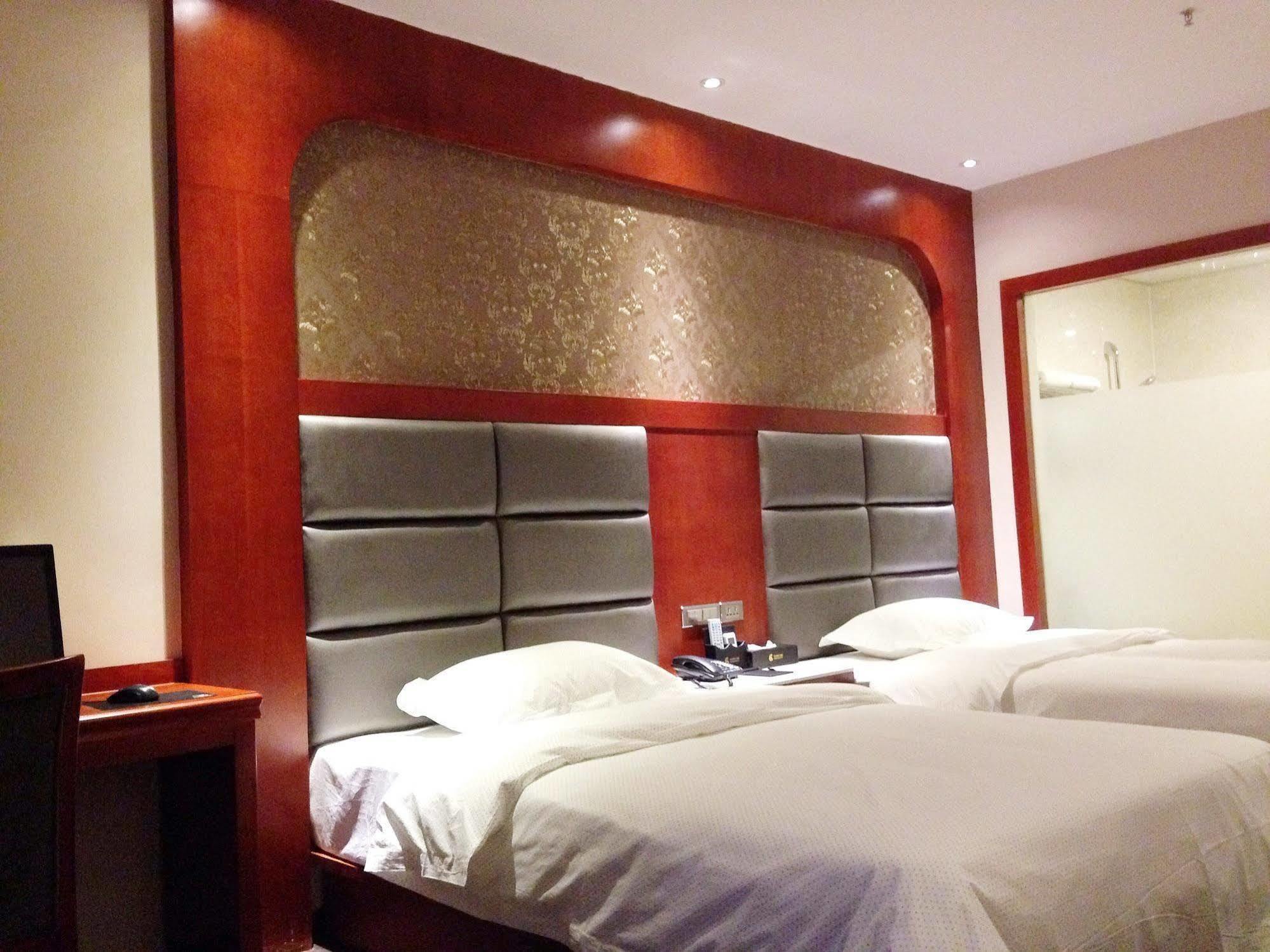 Longwang Business Hotel Liuzhou Εξωτερικό φωτογραφία
